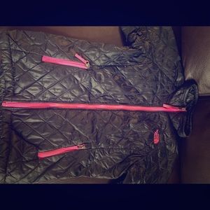 Big girls 10-12 north face thermoball jacket used
